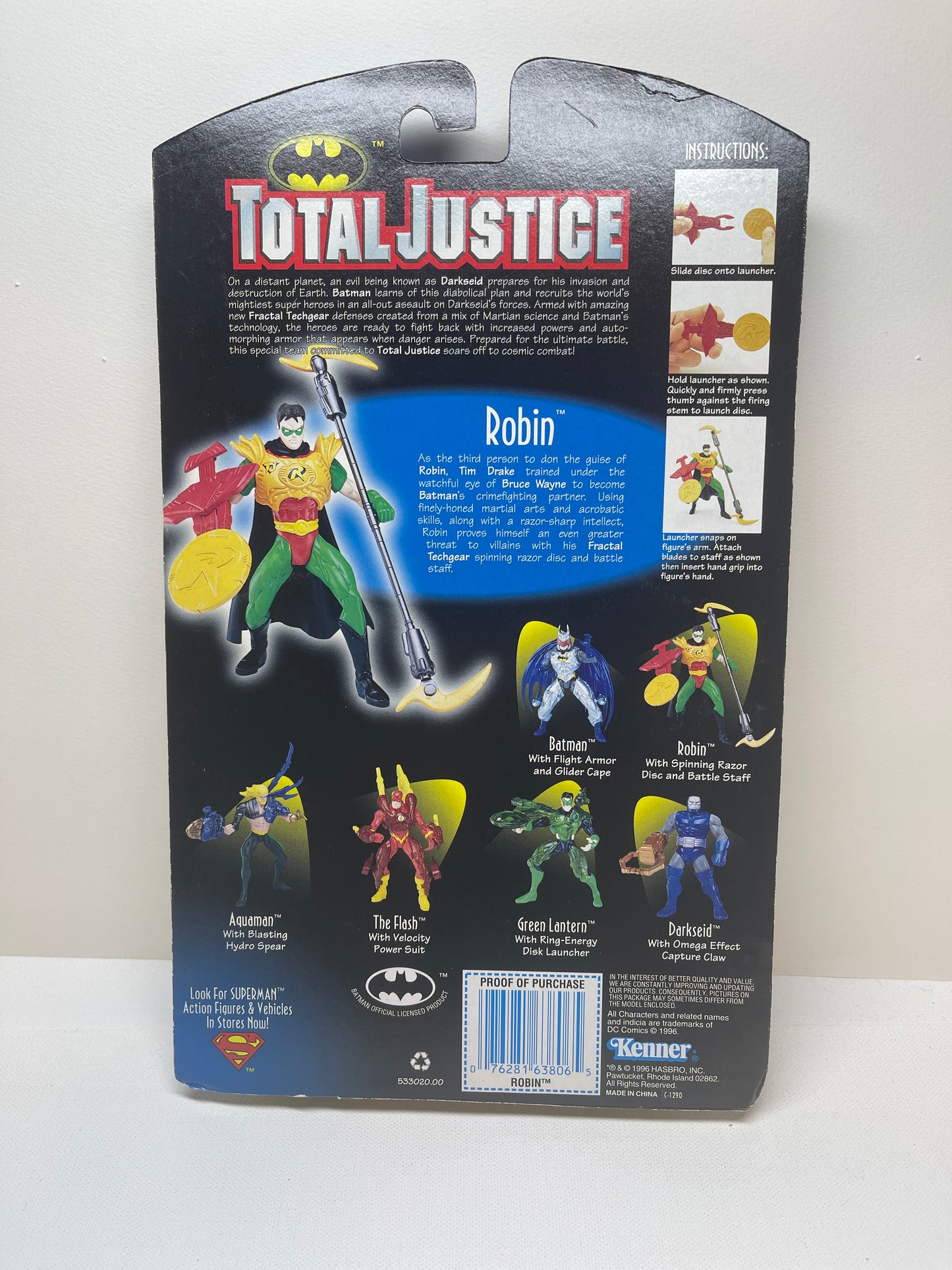 Total Justice Robin with Spinning Razor Disc and Battle Staff