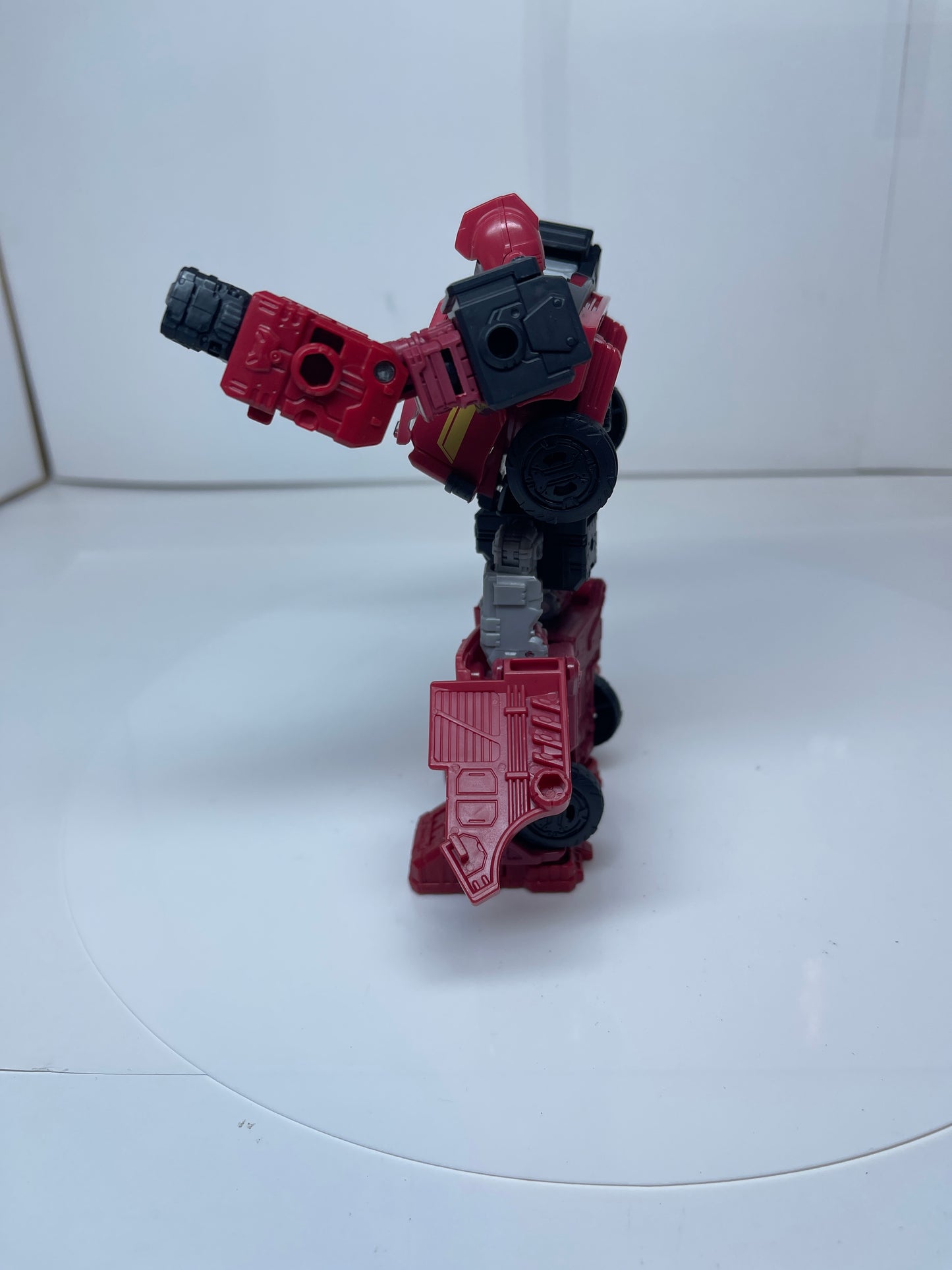 Transformers Earthrise War for Cybertron Ironhide