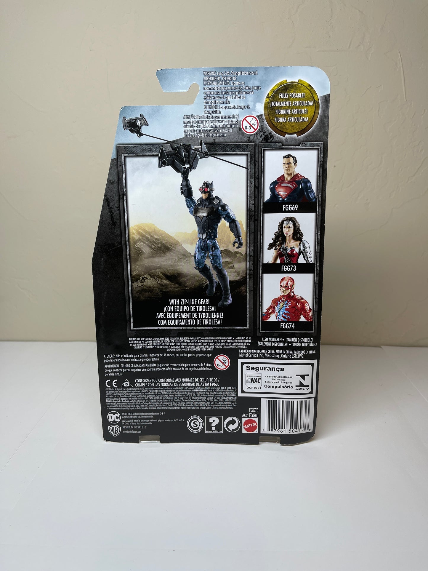 Batman DC Justice League Knight Ops Batman with Zip-Line Gear