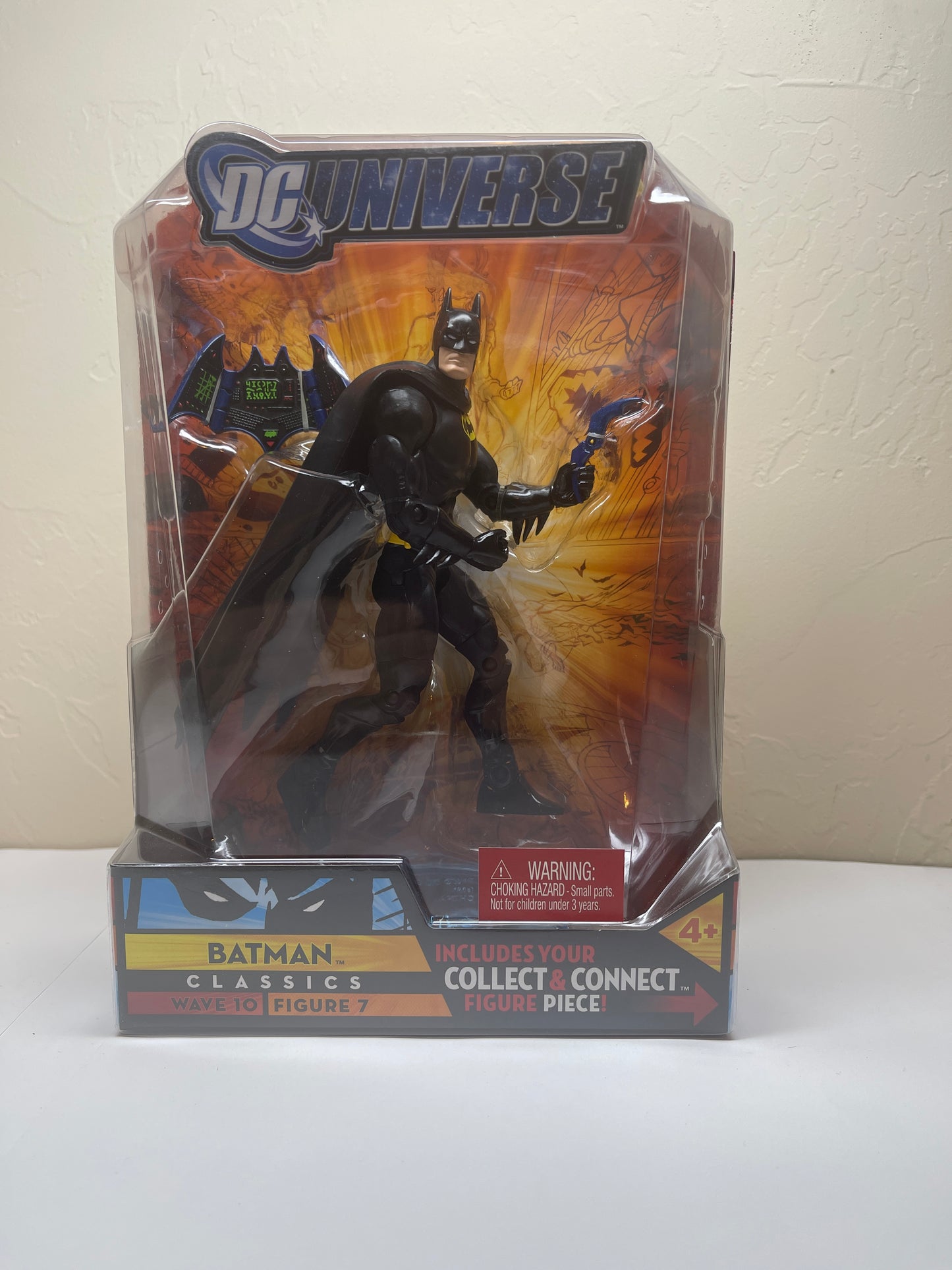 Batman Classics DC Universe Collect and Connect