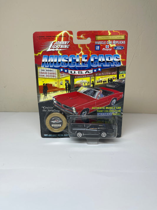 Johnny Lightning Muscle Cars 1969 Eliminator