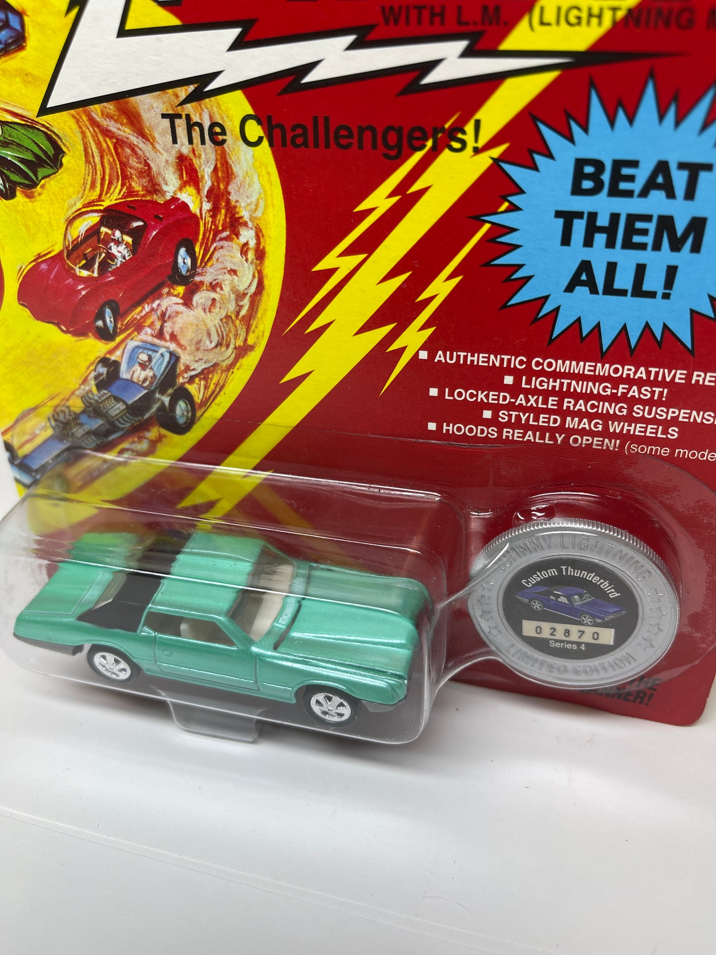 Johnny Lightning The Challengers Custom Thunderbird