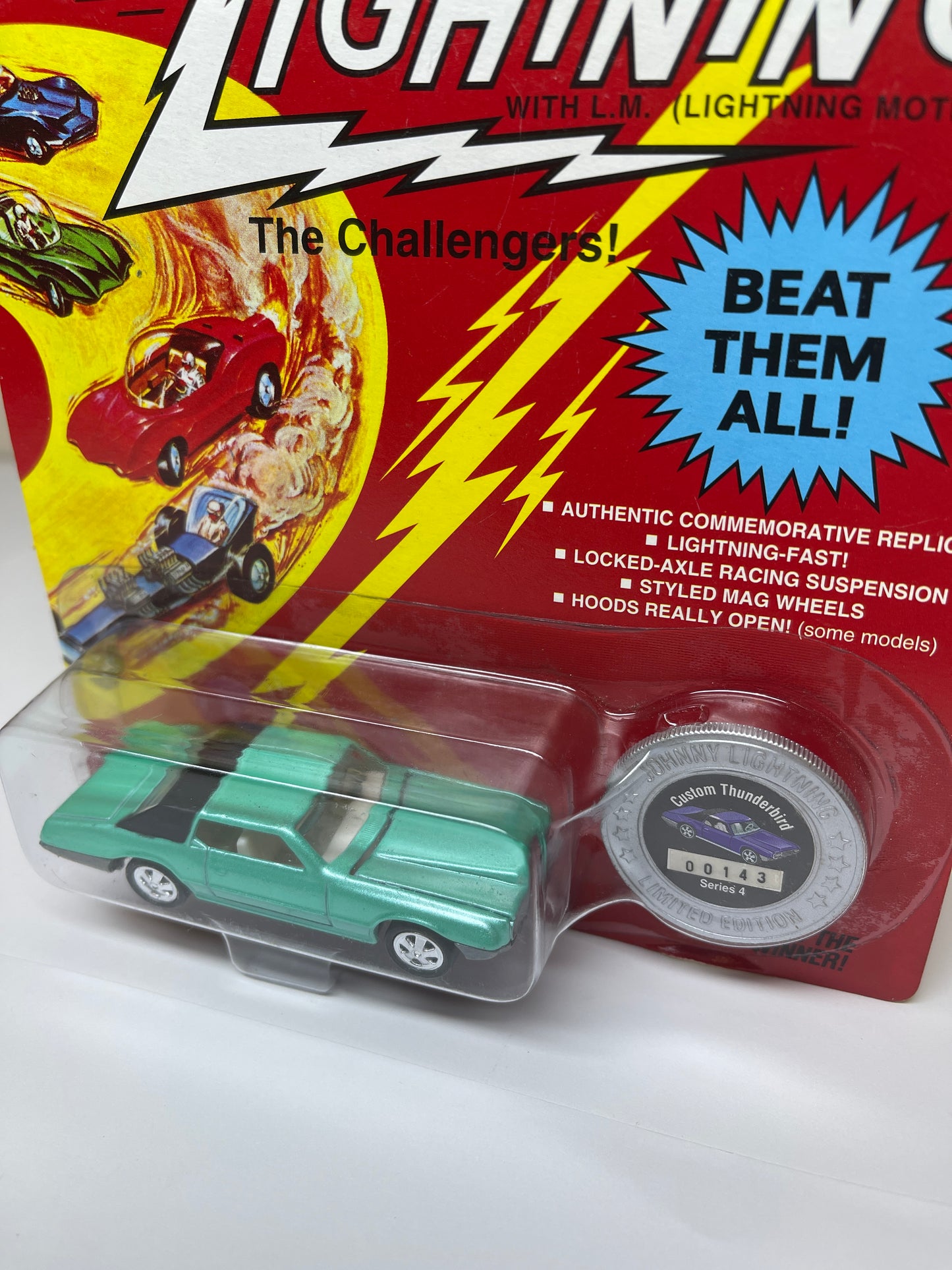 Johnny Lightning The Challengers Custom Thunderbird