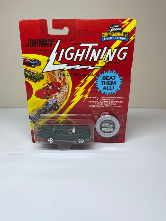 Johnny Lightning The Challengers Custom Continental