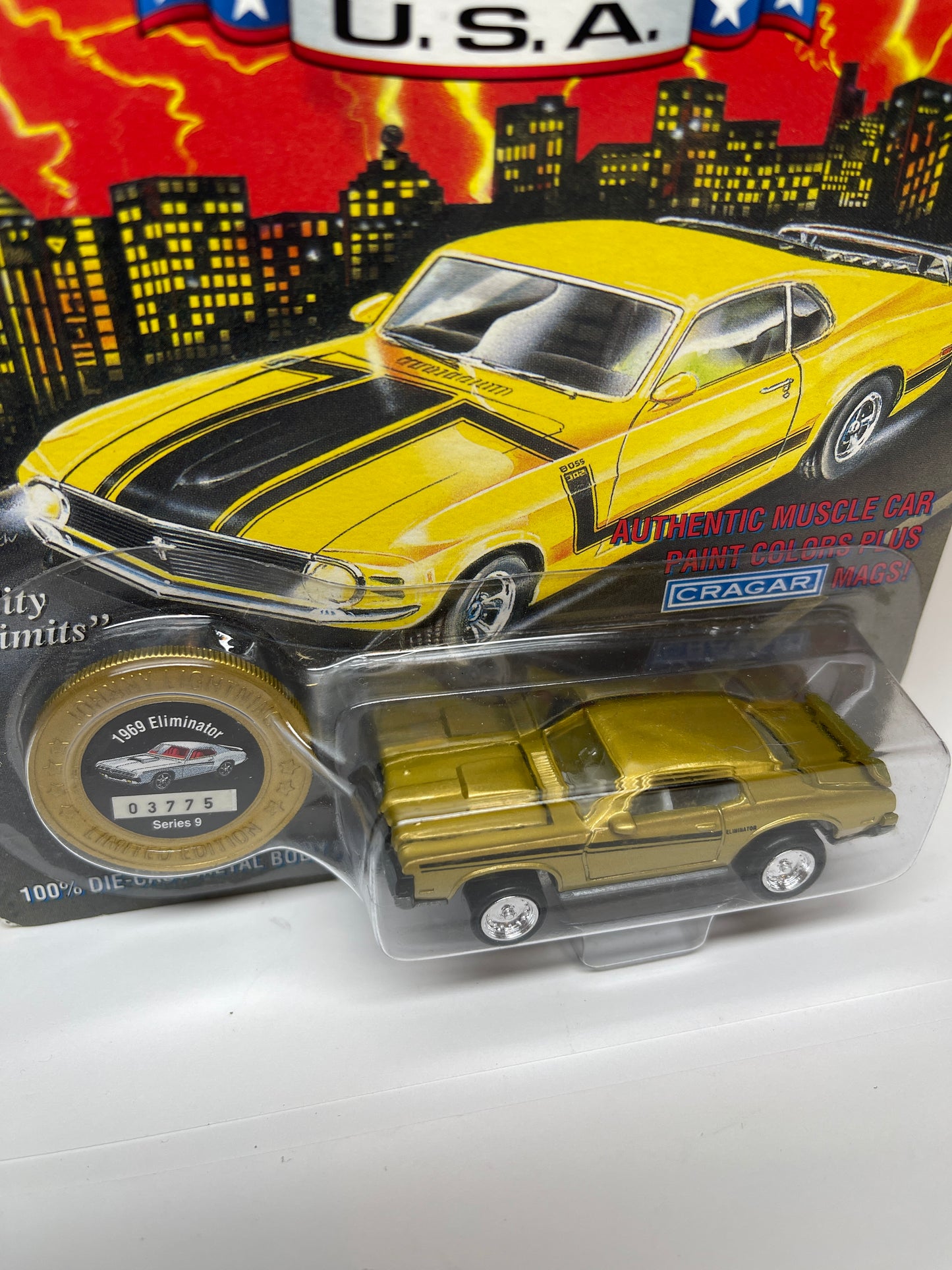 Johnny Lightning Muscle Cars 1969 Eliminator