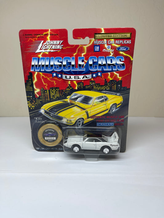 Johnny Lightning Muscle Cars 1970 Superbird