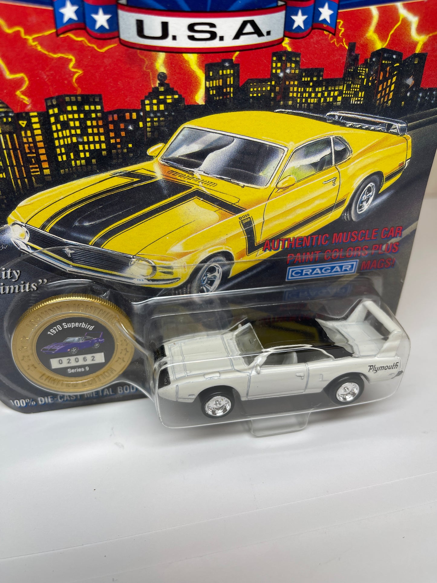 Johnny Lightning Muscle Cars 1970 Superbird