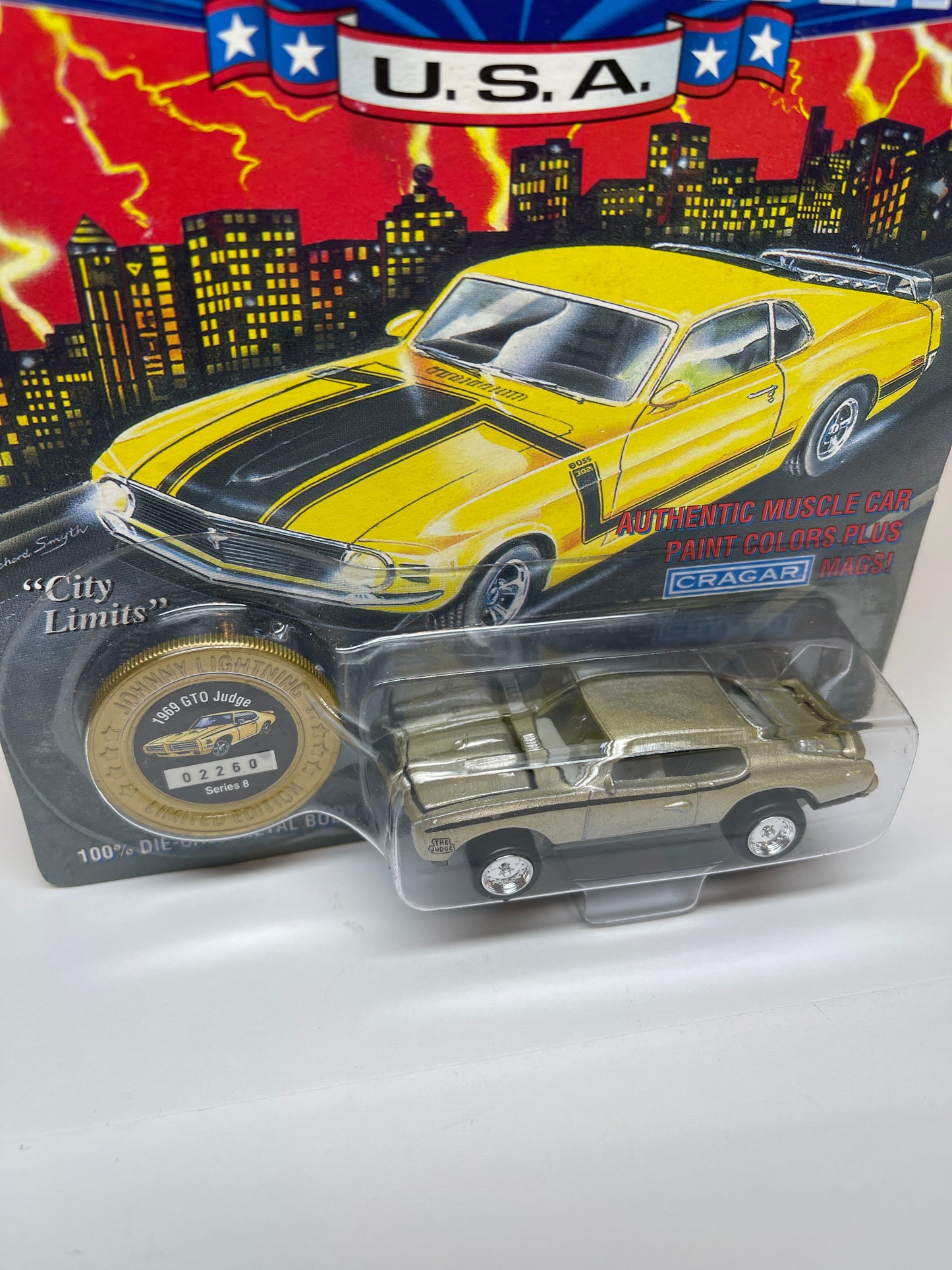 Johnny Lightning Muscle Cars 1969 GTO Judge