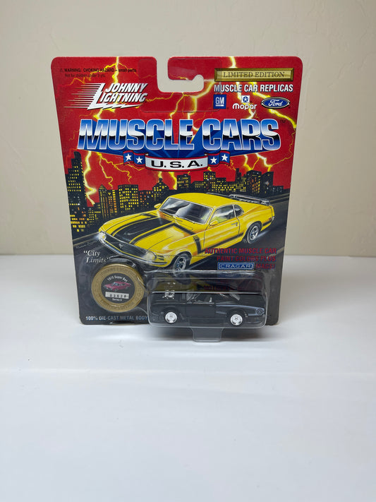 Johnny Lightning Muscle Cars 1970 Super Bee