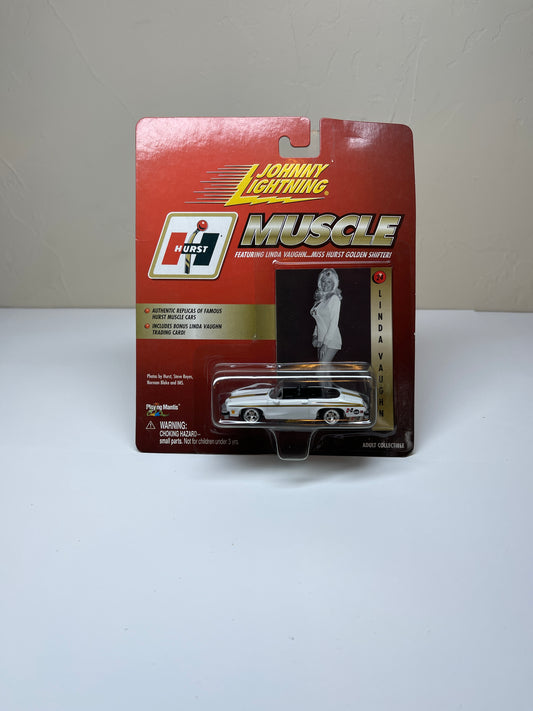 Johnny Lightning Muscle 1969 Hurst Oldsmobile