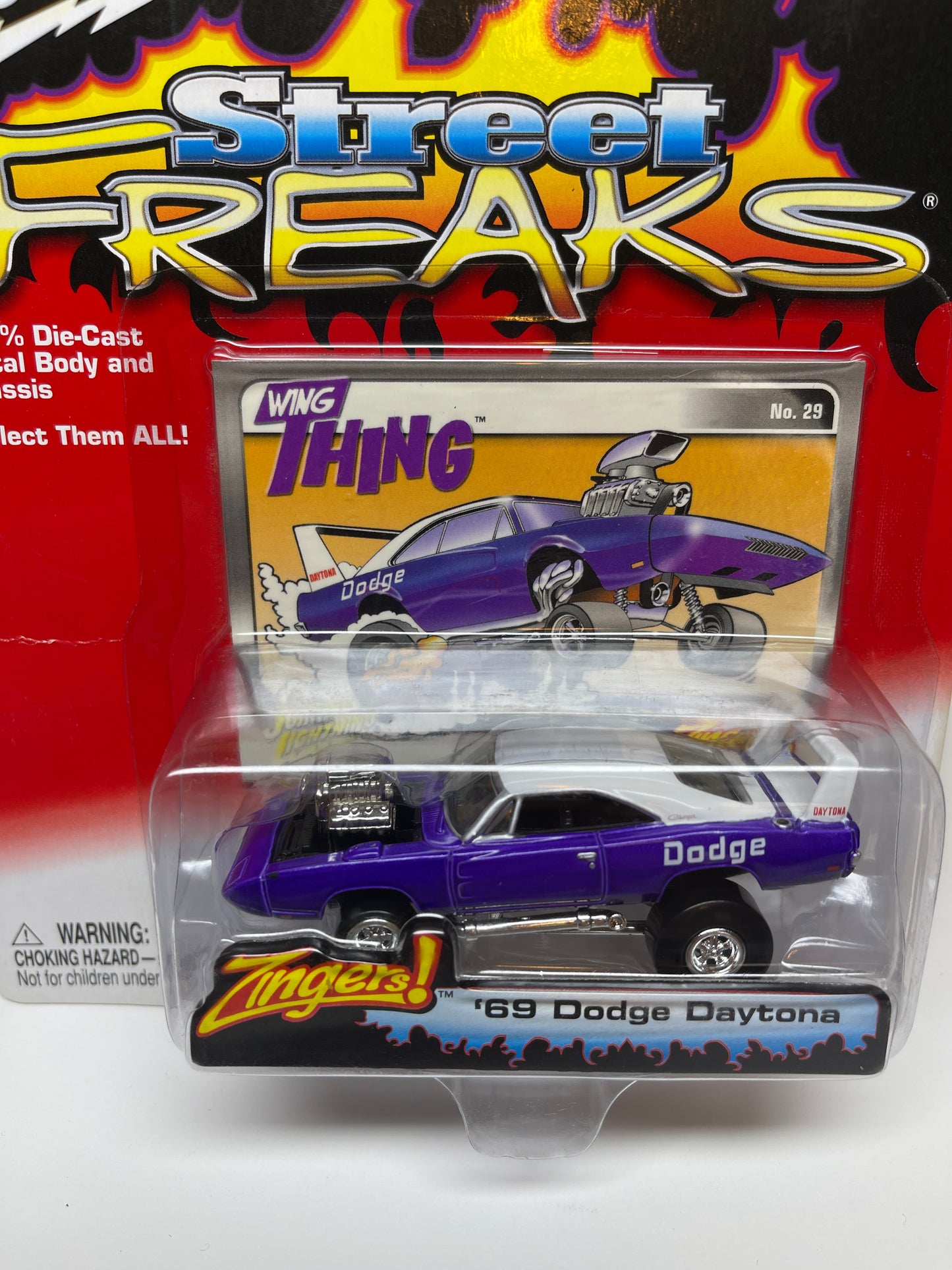 Johnny Lightning Street Freaks 1969 Dodge Daytona