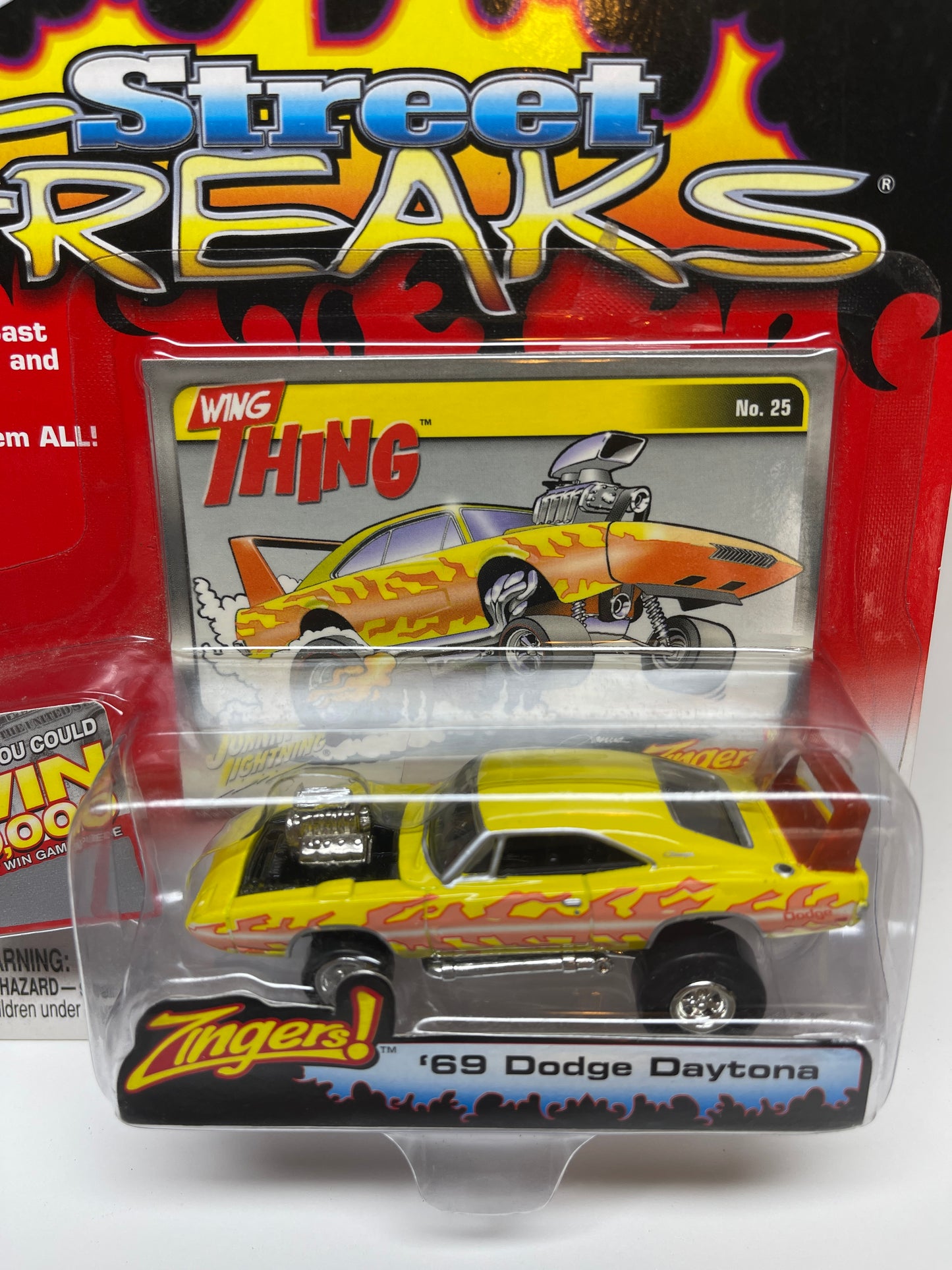 Johnny Lightning Street Freaks 1969 Dodge Daytona