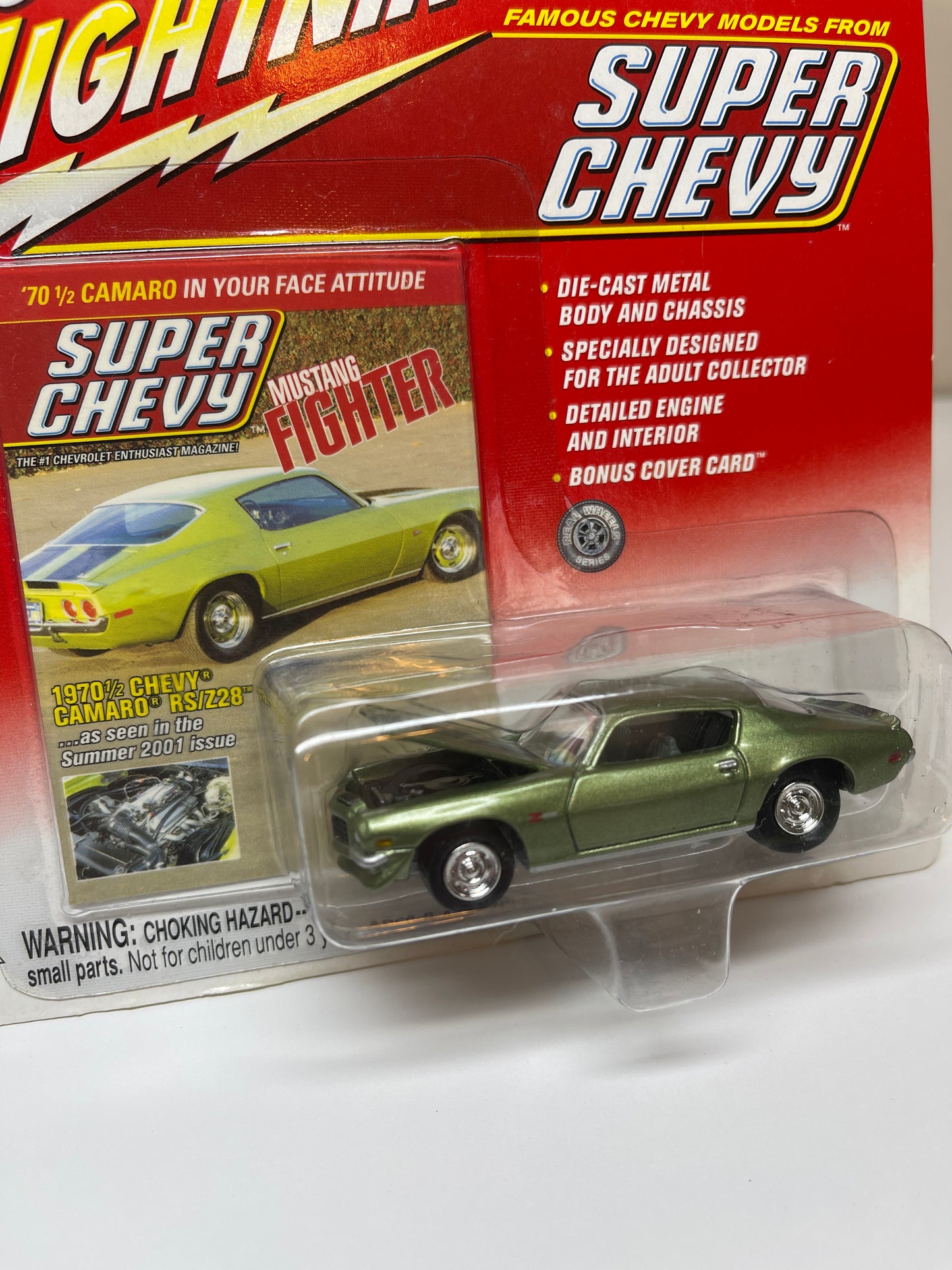 Johnny Lightning Super Chevy 1970 1/2 Chevy Camaro RS/Z28