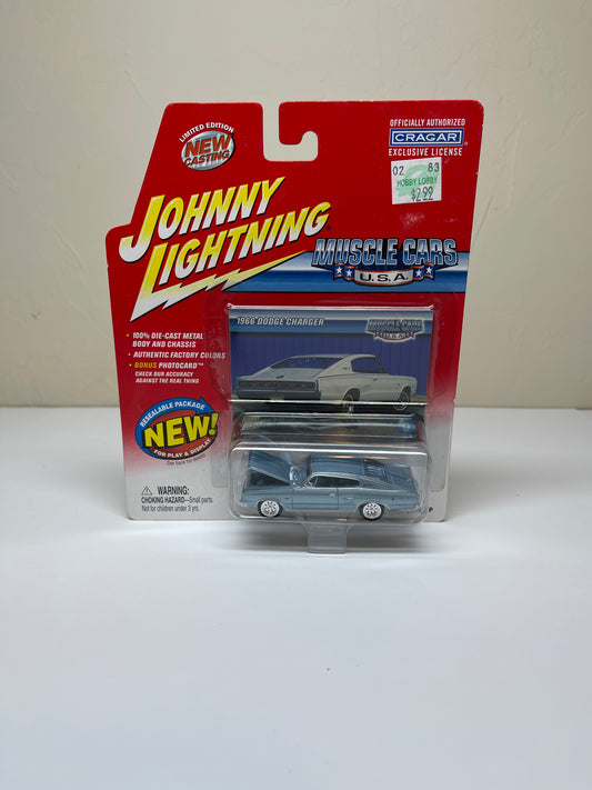Johnny Lightning Muscle Cars 1966 Dodge Charger