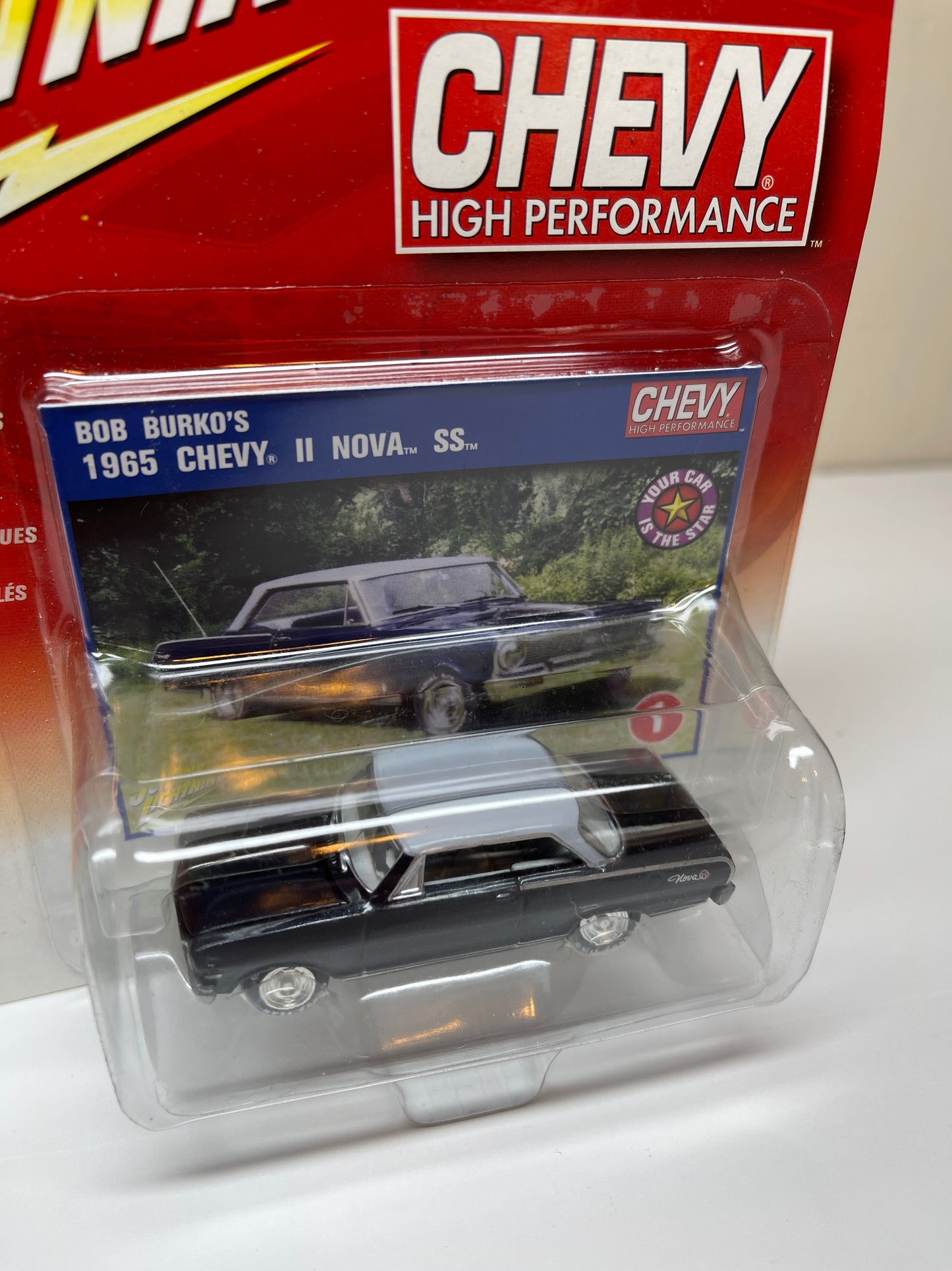 Johnny Lightning Chevy High Performance 1965 Chevy II Nova SS