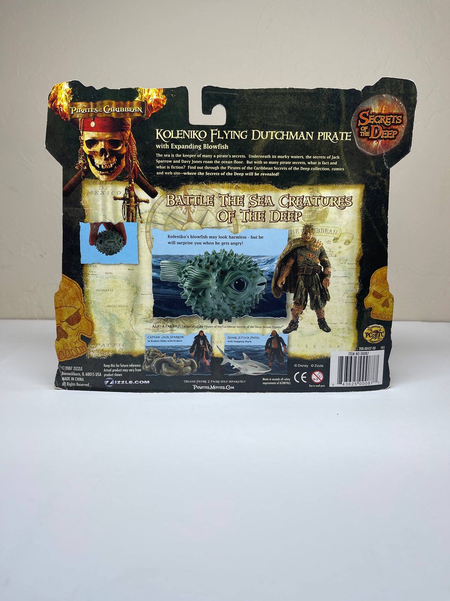 Deluxe Koleniko Flying Dutchman Pirate with Expanding Blowfish