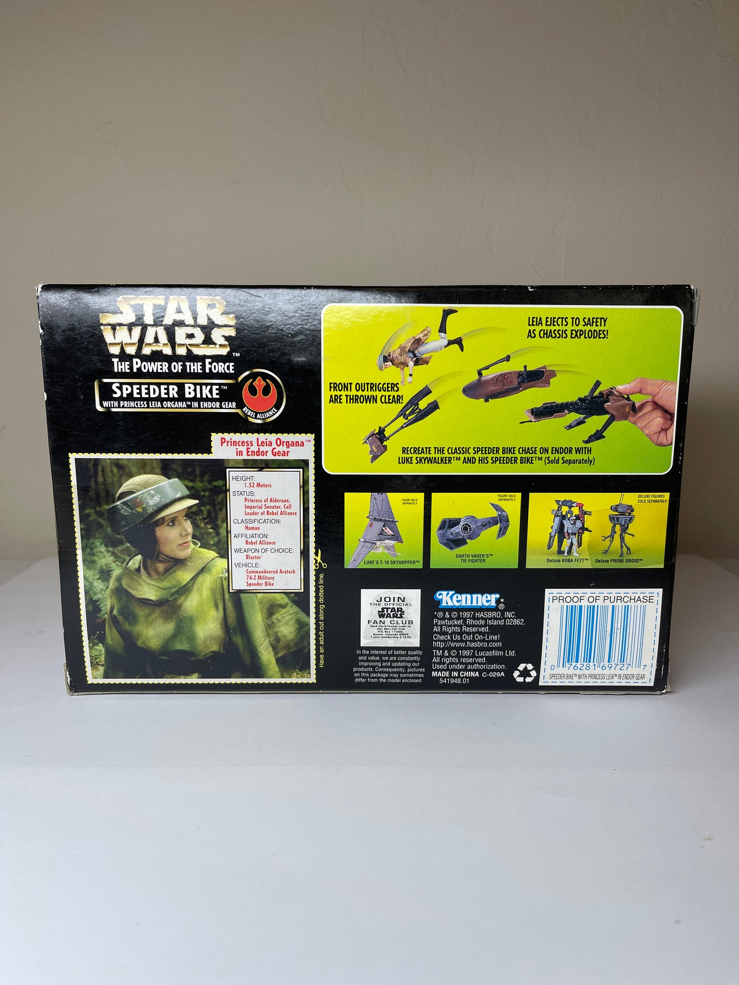 Speeder Bike with Princess Leia Organa in Endor Gear