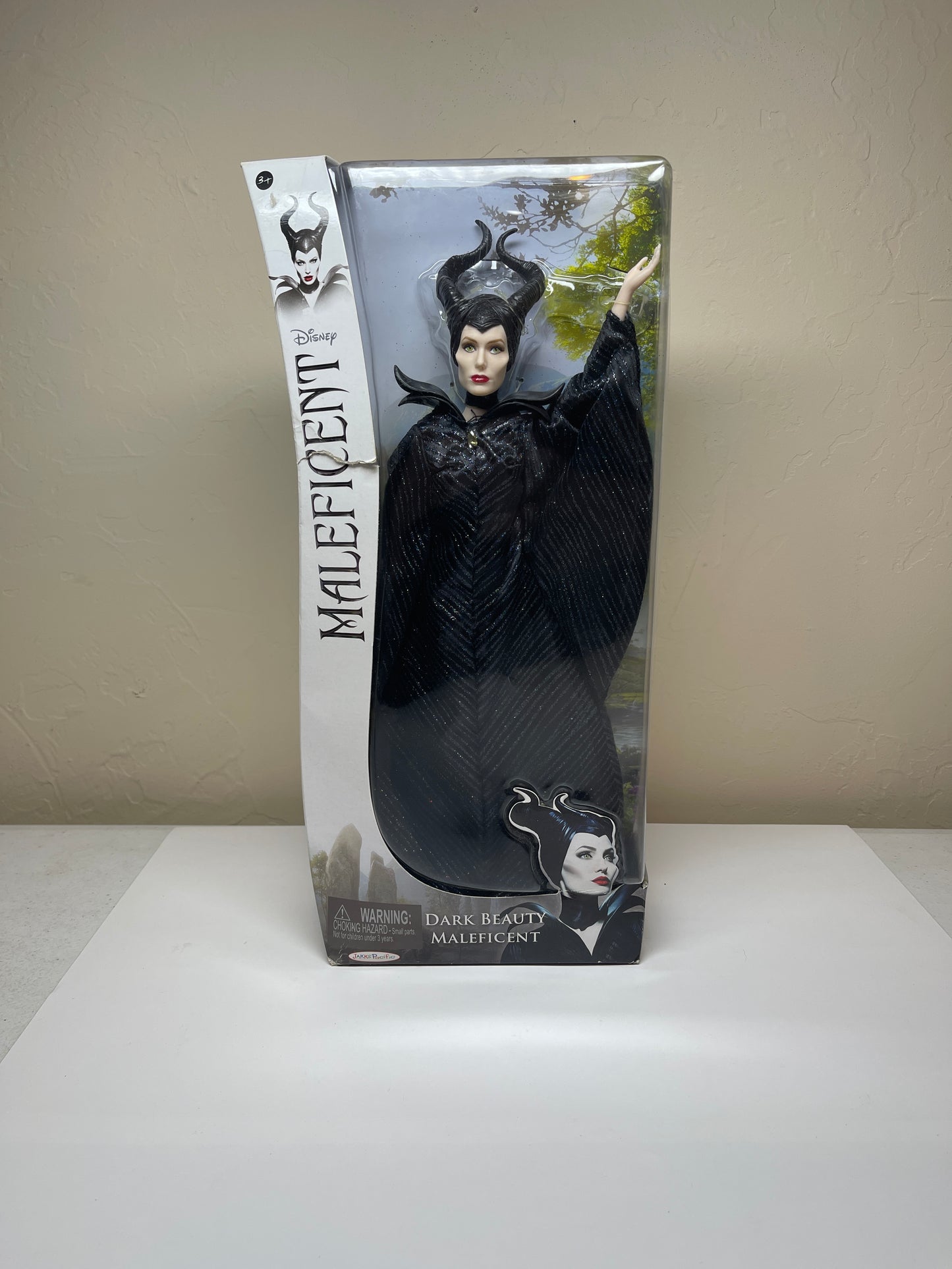 Dark Beauty Maleficent Angelina Jolie
