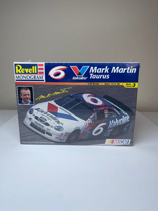 Revell Monogram Mark Martin Taurus 6