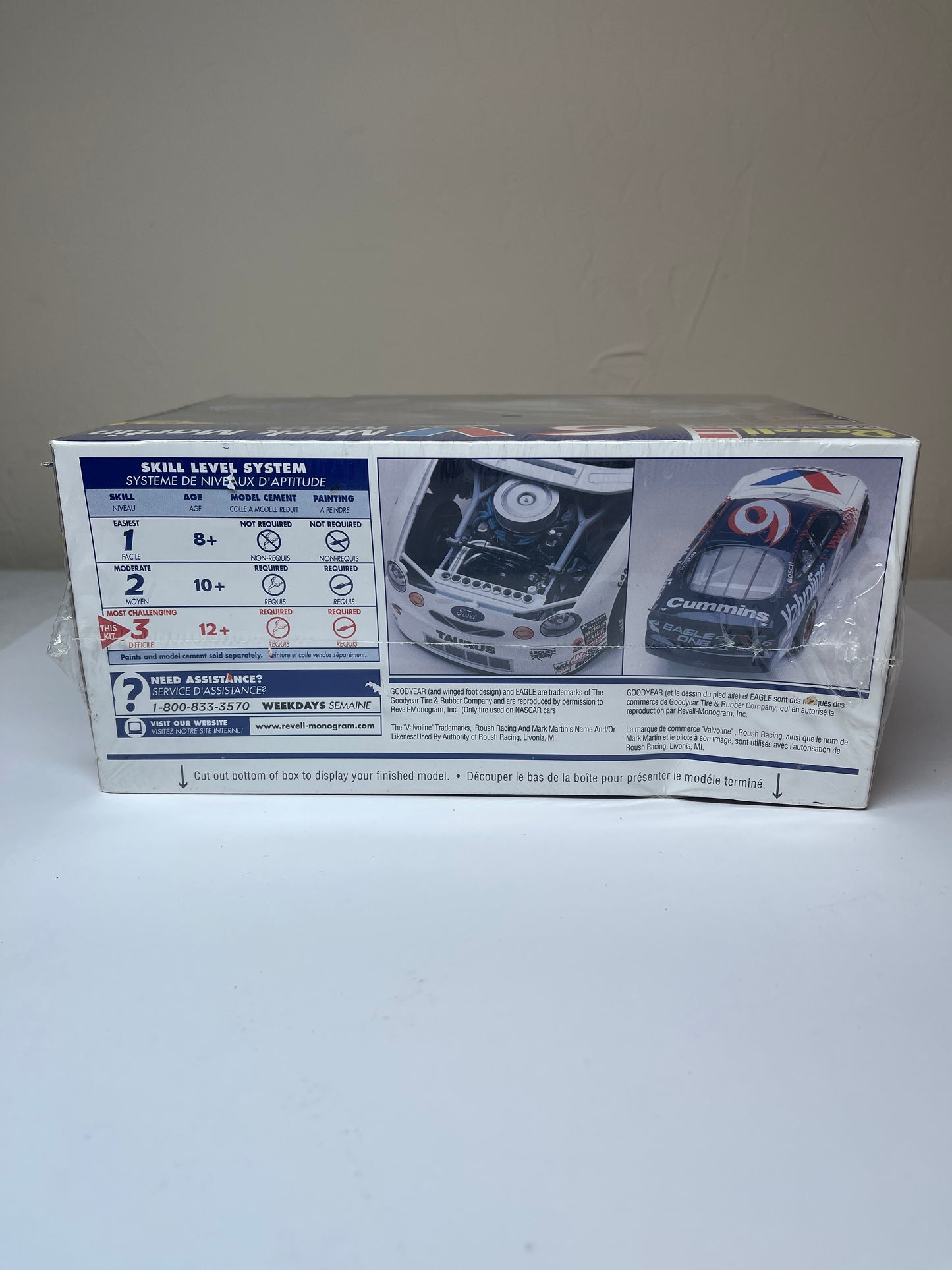 Revell Monogram Mark Martin Taurus 6